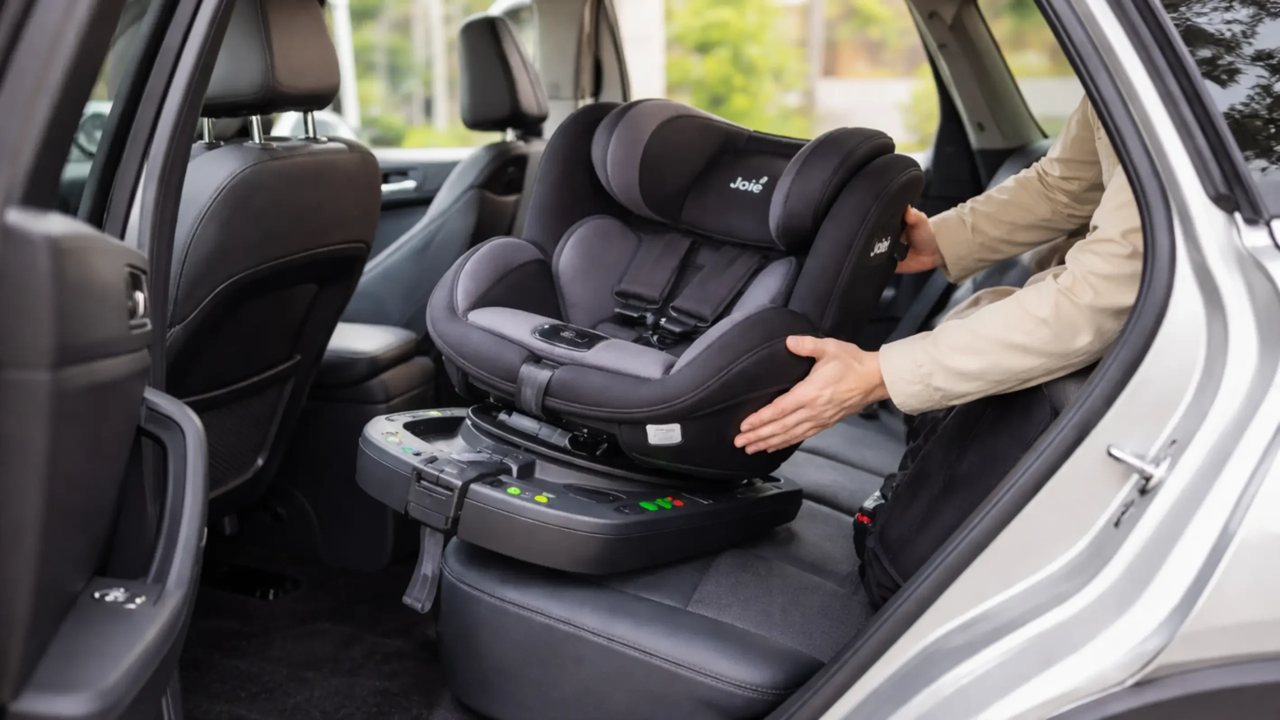 How to Take Joie 360 Car Seat Out