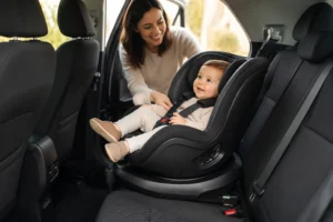 best 360 car seat for small cars 1