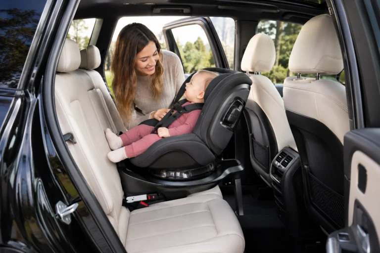best rotating car seat for SUVs 1