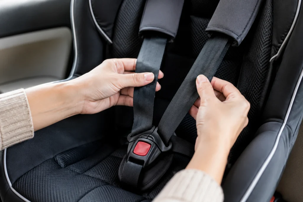 car seat straps keep twisting 3