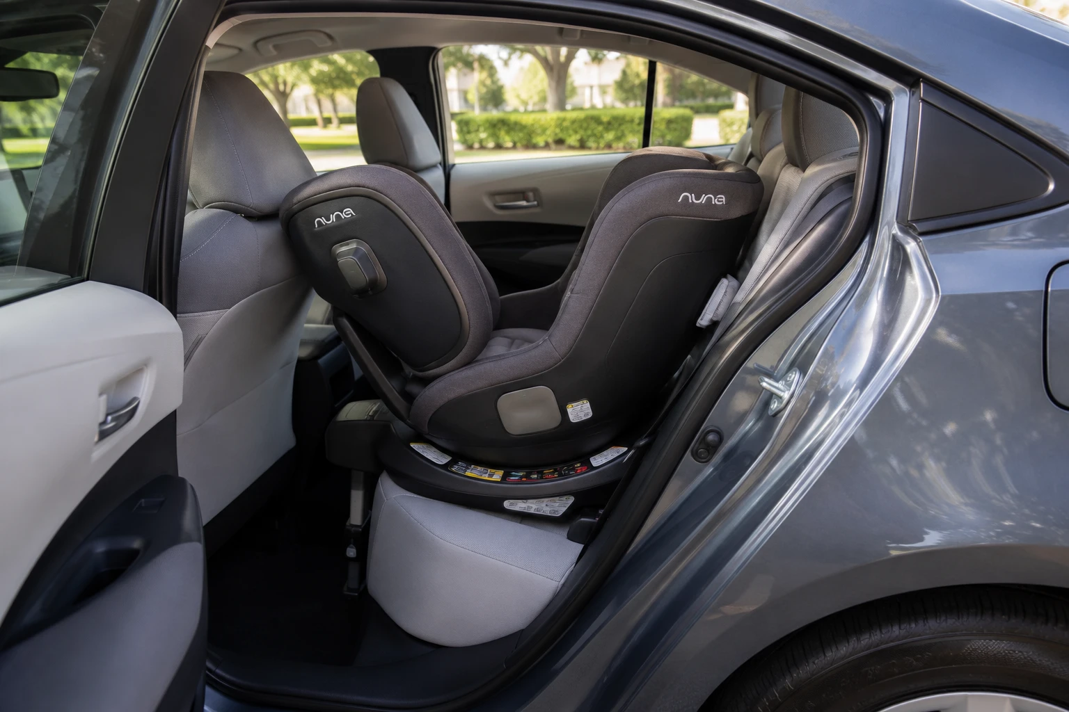 does nuna revv fit in toyota corolla 1