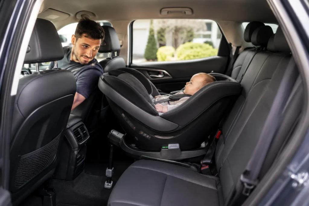 rotating car seat rear seat space guide 2
